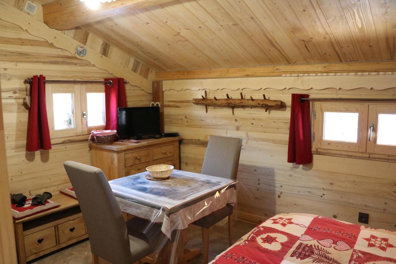 アレッシュ Le Refuge Des Marmottesヴィラ エクステリア 写真